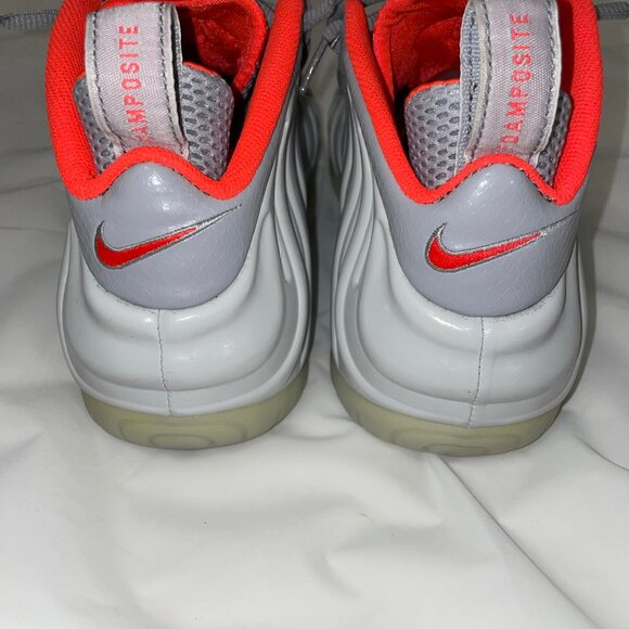 USED - Nike Foamposite One Premium Platinum size 9.5 brand new 2016 - Picture 3 of 7